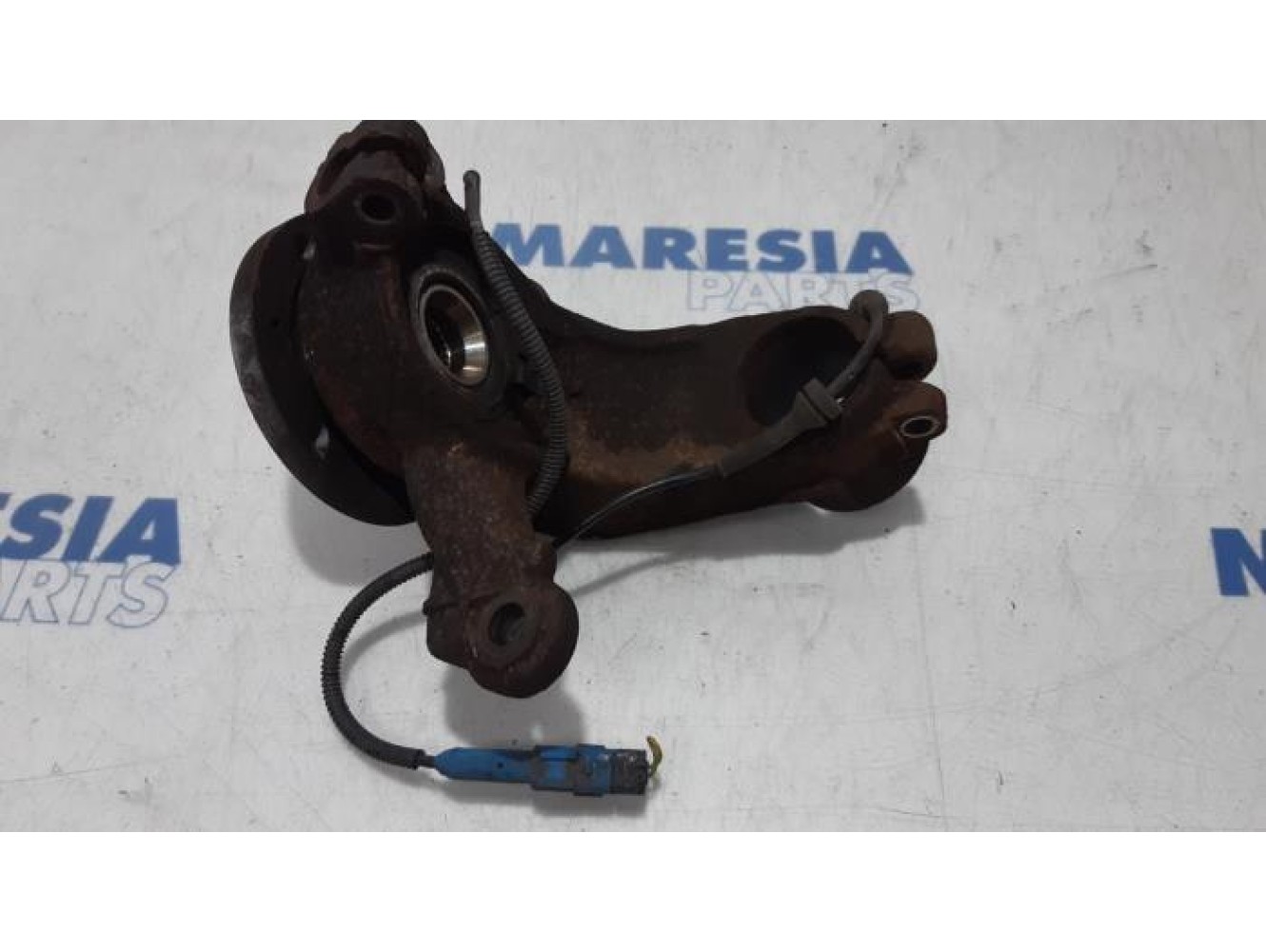 Peugeot - 207 - Fusee rechts-voor