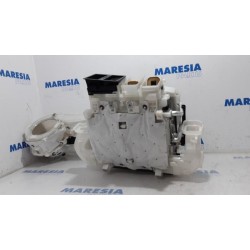 Citroen - C4 Picasso - Heater housing