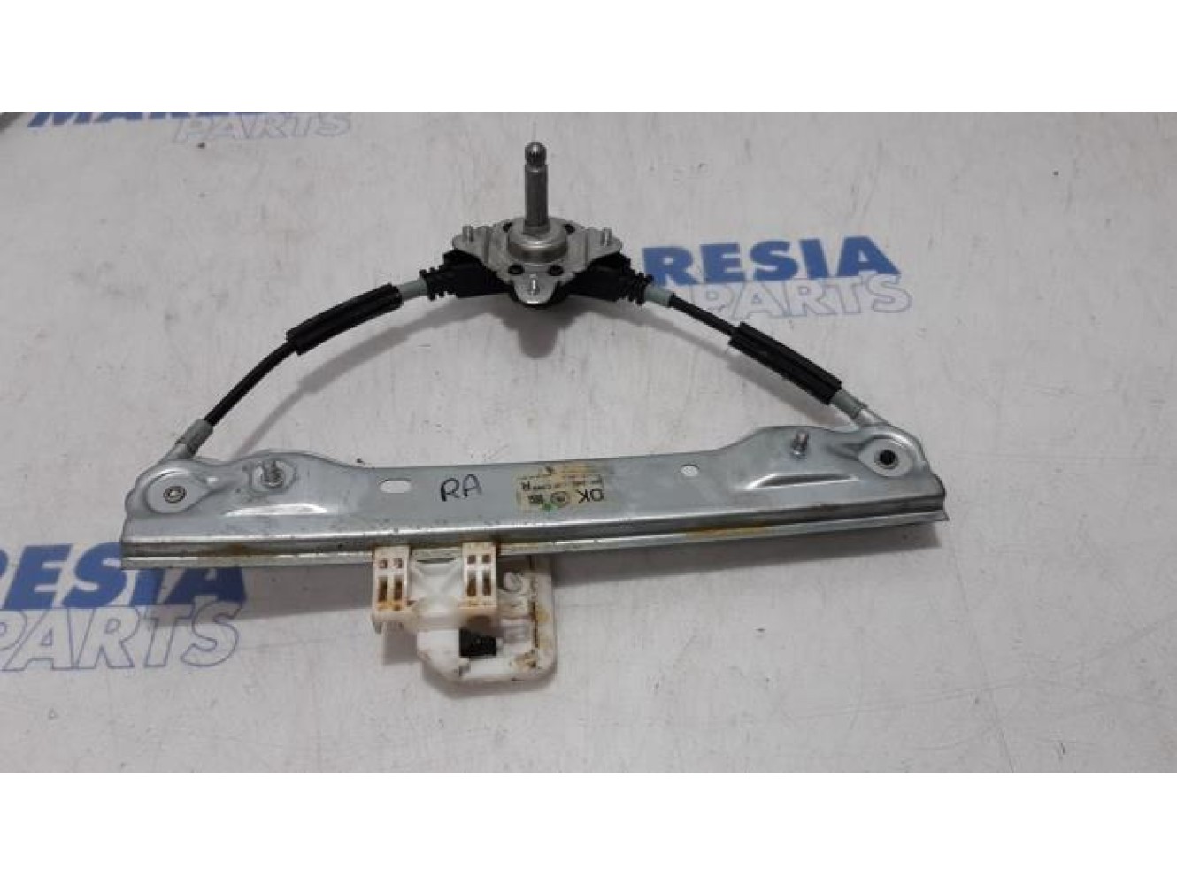Fiat - Panda - Rear door window mechanism 4-door, right
