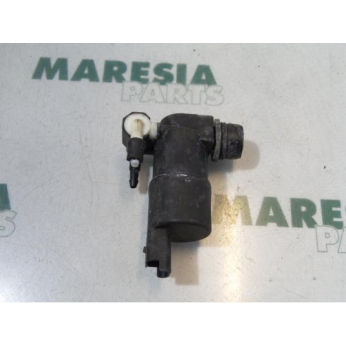 Peugeot - 207 - Scheibensprüherpumpe vorne