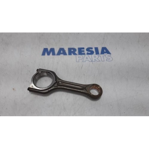 Peugeot - 208 - Connecting rod