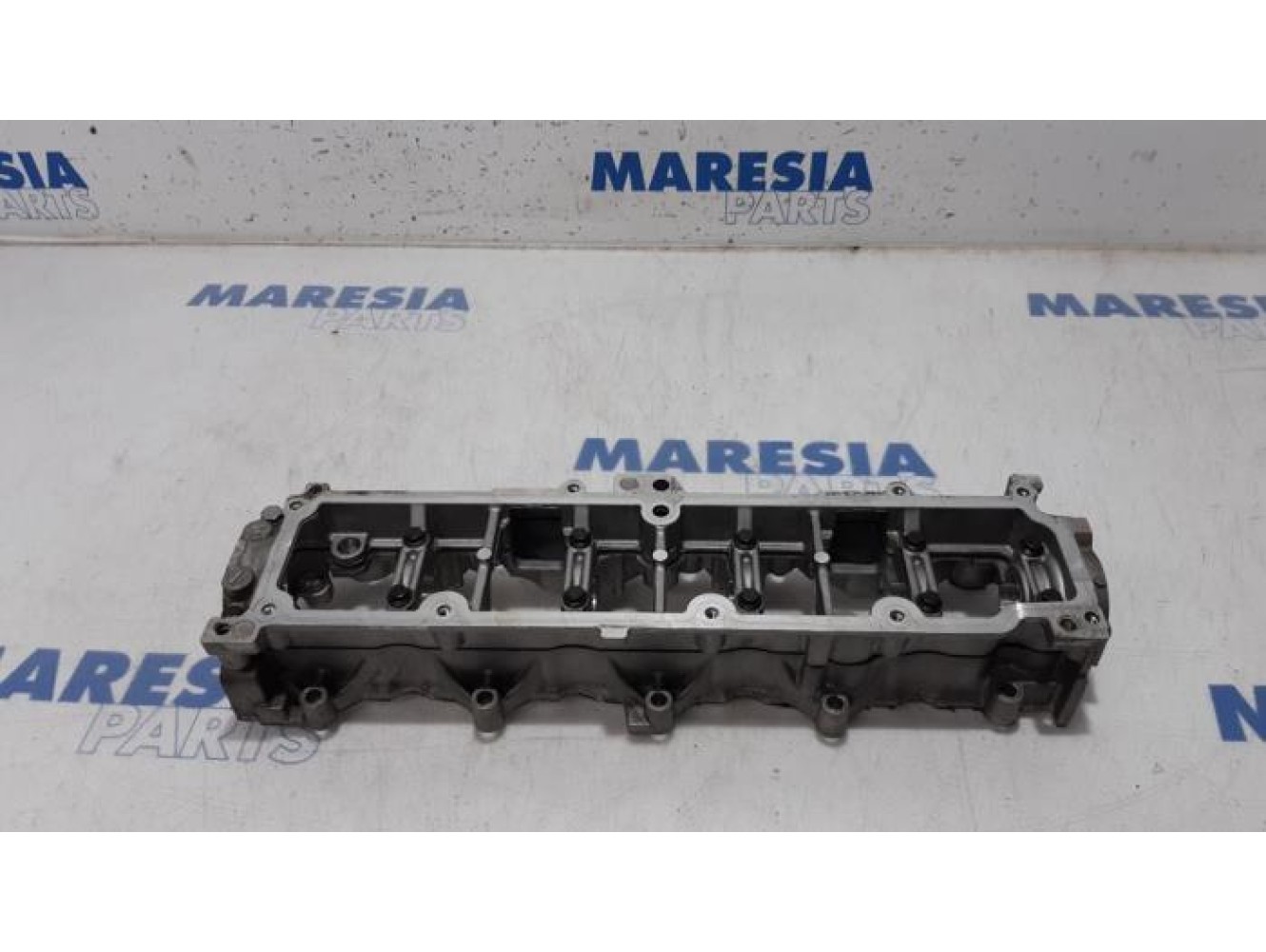 Peugeot - 208 - Camshaft housing