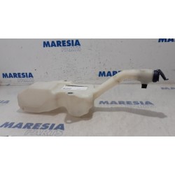 Fiat - 500 - Front windscreen washer reservoir