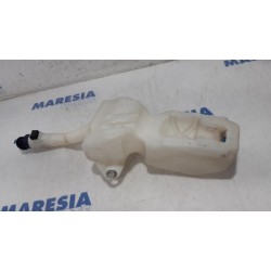 Fiat - 500 - Front windscreen washer reservoir