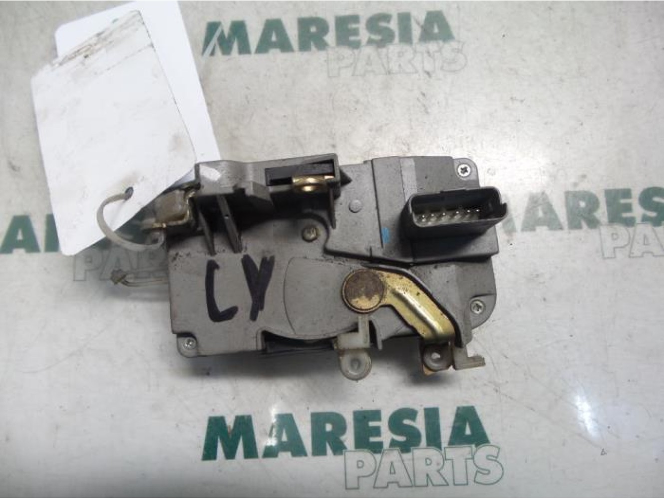 Citroen - C5 - Door lock mechanism 4-door, front left