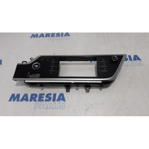 Citroen - C4 Picasso - Multi-media control unit