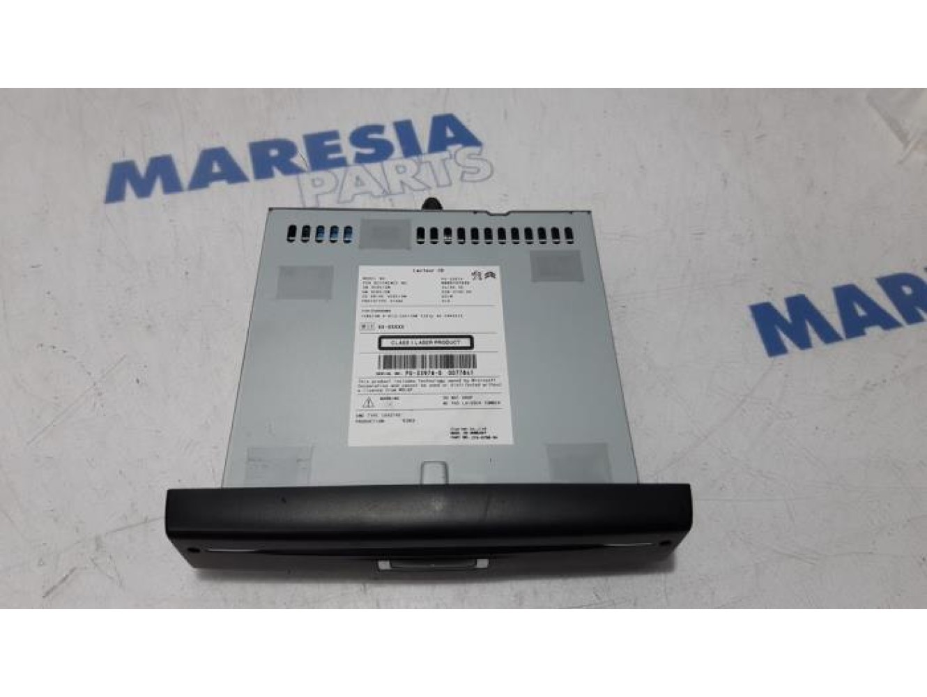 Citroen - C4 Picasso - CD changer
