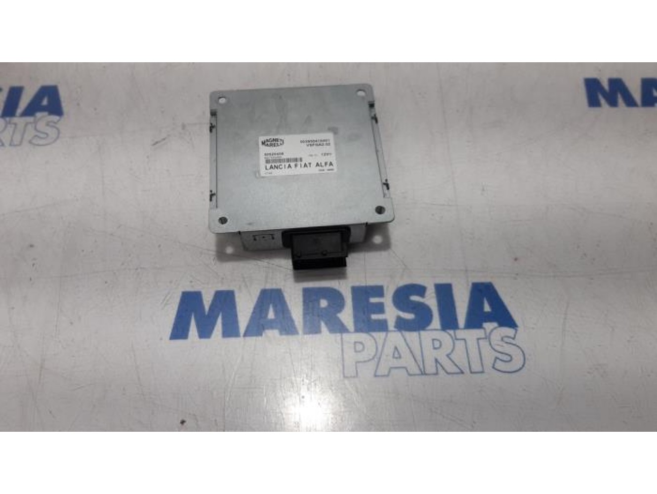 Fiat - 500 - Radio module