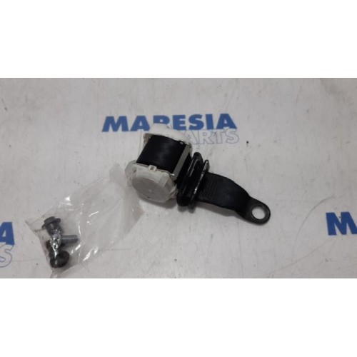 Peugeot - 107 - Rear seatbelt, right