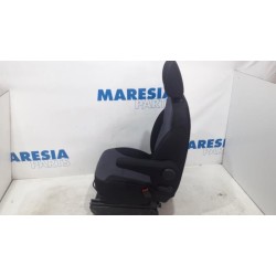 Opel - Vivaro - Seat, right