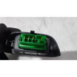 Peugeot - 107 - Multi-functional window switch