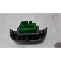 Peugeot - 107 - Multi-functional window switch