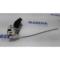 Peugeot - 107 - Front door lock mechanism 4-door, right