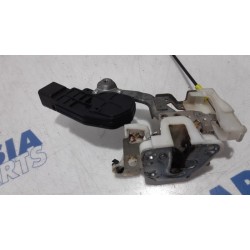Peugeot - 107 - Front door lock mechanism 4-door, right