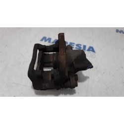 Renault - Twingo - Front brake calliper, right