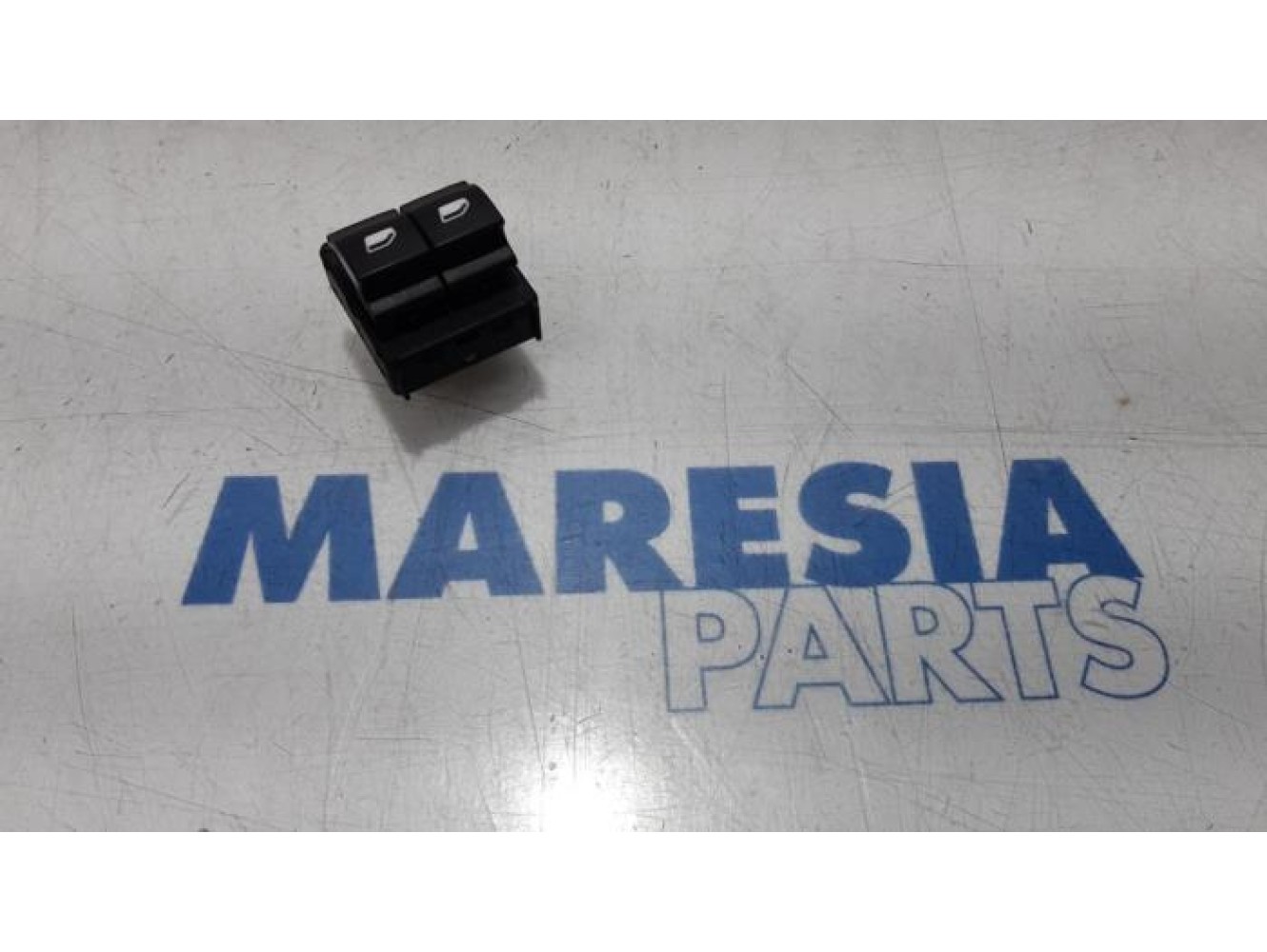 Citroen - C4 Cactus - Multi-functional window switch