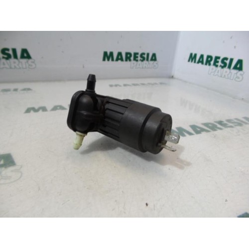 Fiat - Punto - Windscreen washer pump