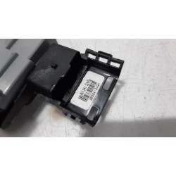 Citroen - Berlingo - Sliding door lock mechanism, right