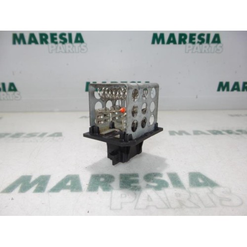 Peugeot - 206 - Heater resistor