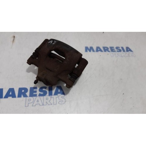 Peugeot - 107 - Front brake calliper, left