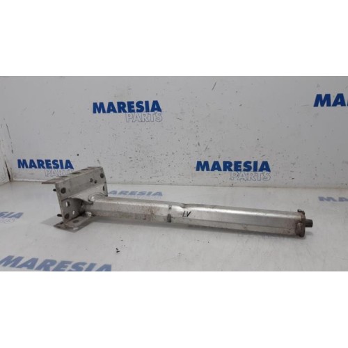 Citroen - C4 Picasso - Subframe