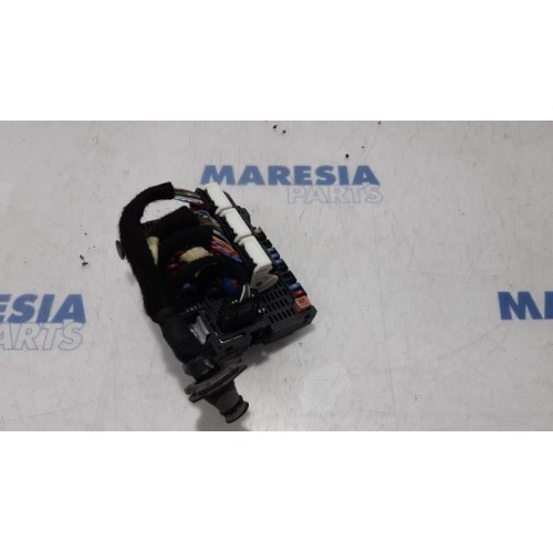 Citroen - C4 Picasso - Fuse box