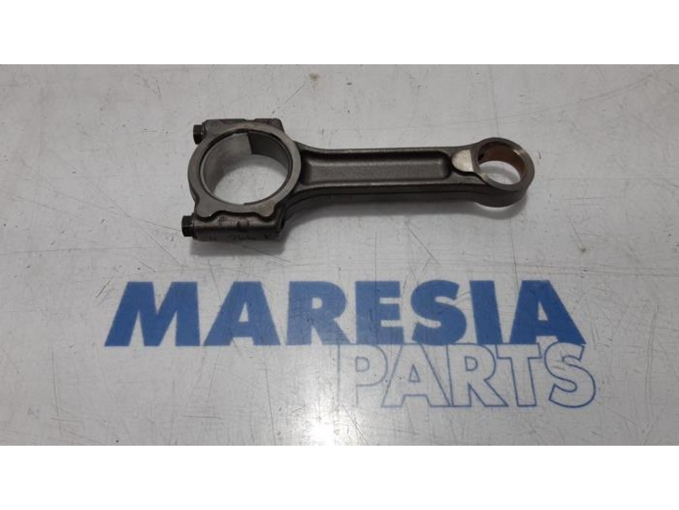Renault - Megane - Connecting rod