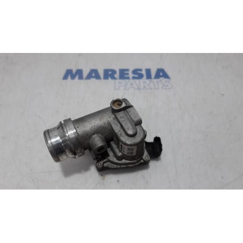 Renault - Megane - Throttle body