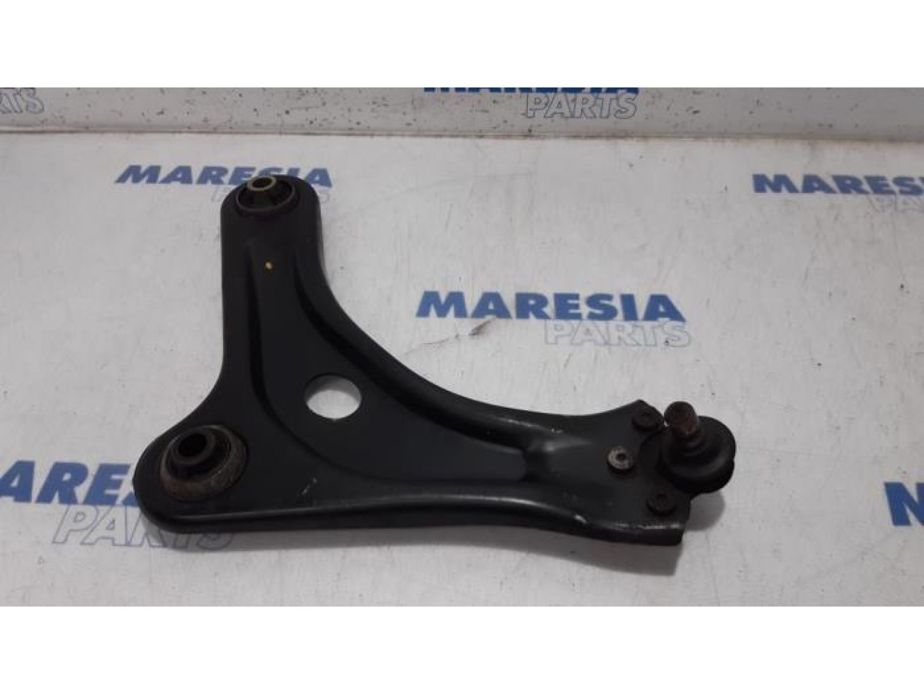 Citroen - C3 - Front lower wishbone, left