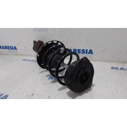 Renault - Megane - Front shock absorber rod, right