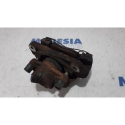 Renault - Megane - Front brake calliper, right