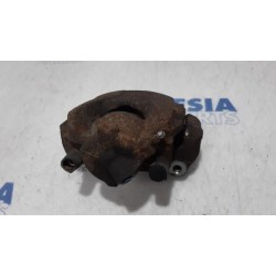 Renault - Megane - Front brake calliper, right