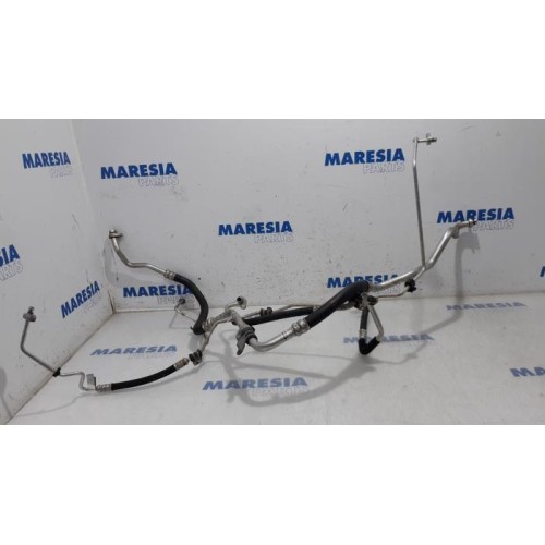 Renault - Megane - Air conditioning line