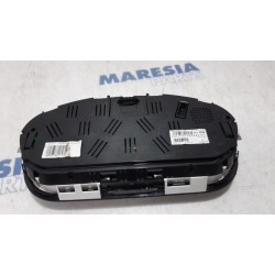 Renault - Megane - Instrument panel