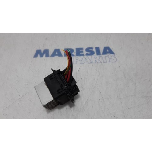 Renault - Megane - Heater resistor