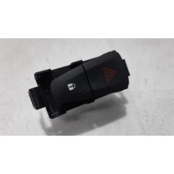 Renault - Megane - Panic lighting switch