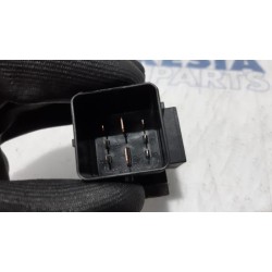 Renault - Megane - Glow plug relay