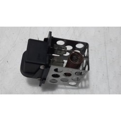 Renault - Megane - Cooling fan resistor