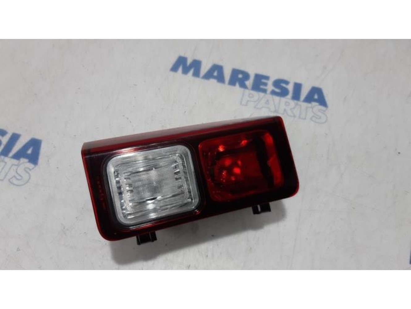 Opel - Vivaro - Rear fog light