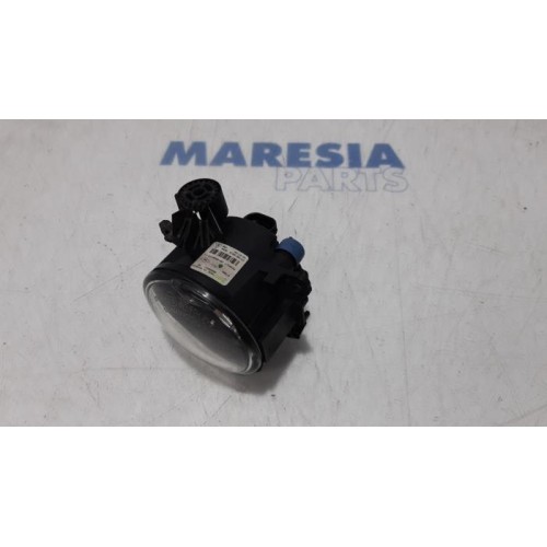 Opel - Vivaro - Fog light, front right