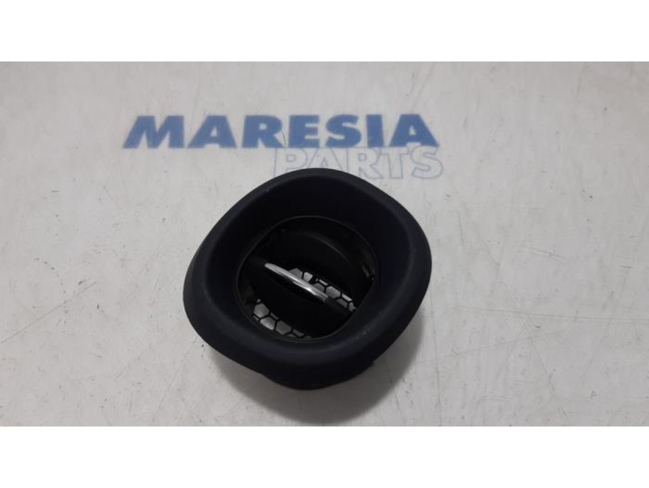 Opel - Vivaro - Dashboard vent