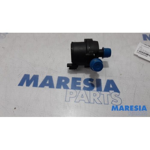 Opel - Vivaro - Additional water pump