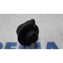 Opel - Vivaro - Mirror switch