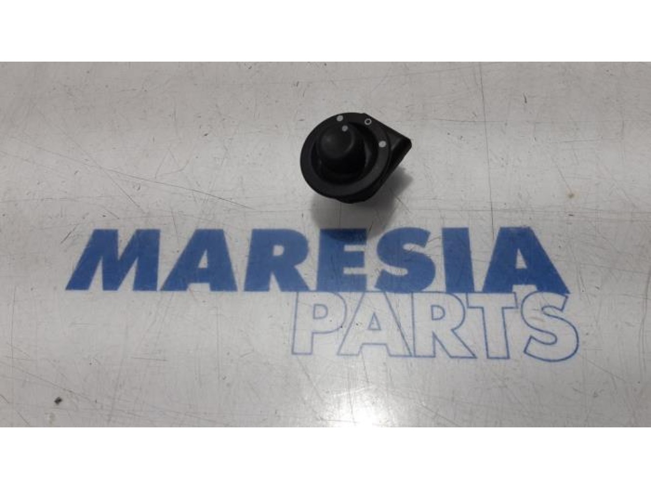Opel - Vivaro - Mirror switch