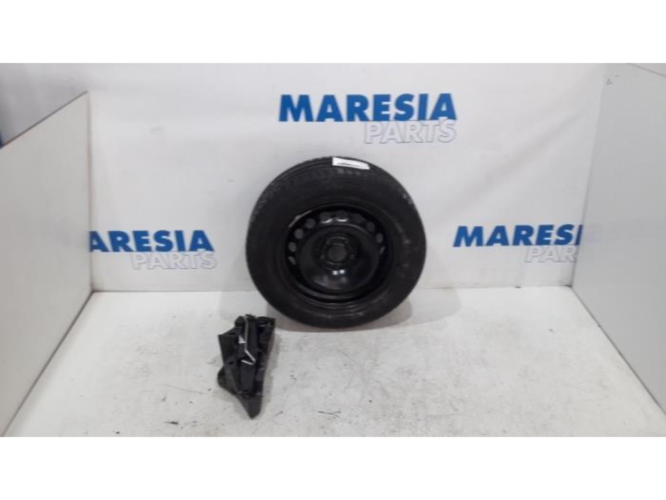 Renault - Grand Scenic - Krikset + reservewiel