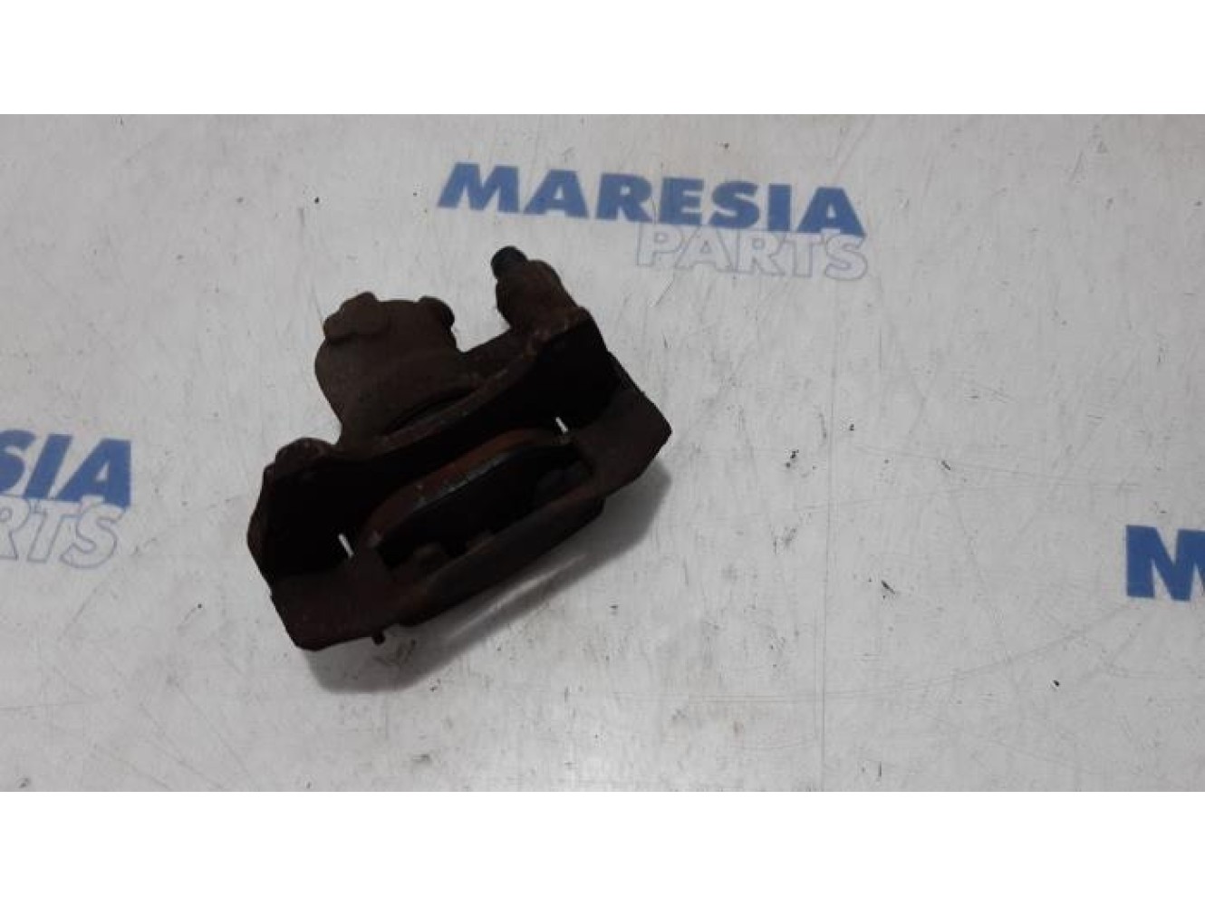 Fiat - Panda - Front brake calliper, right