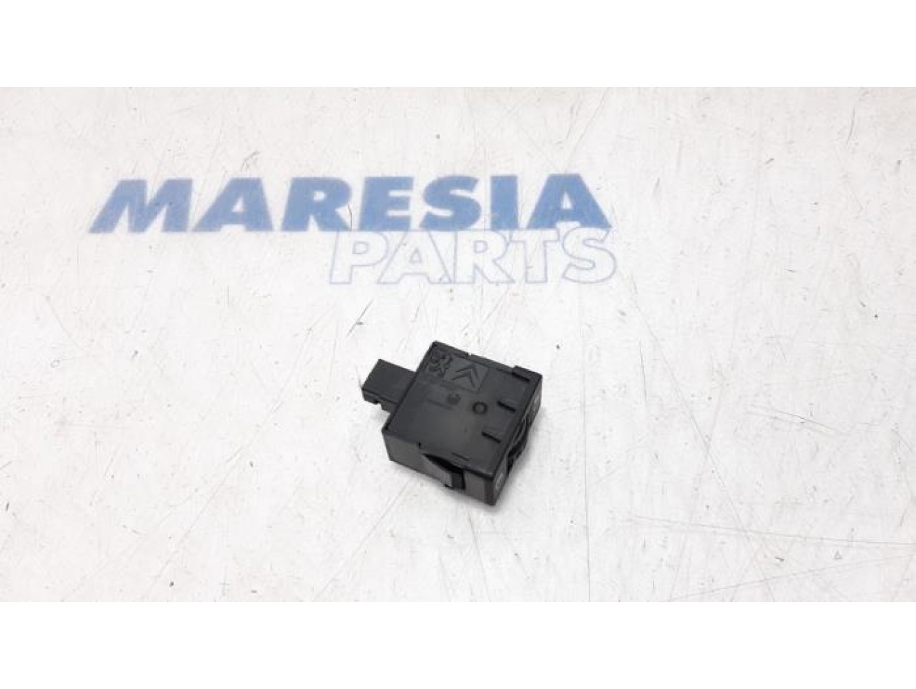 Citroen - C3 - AIH headlight switch