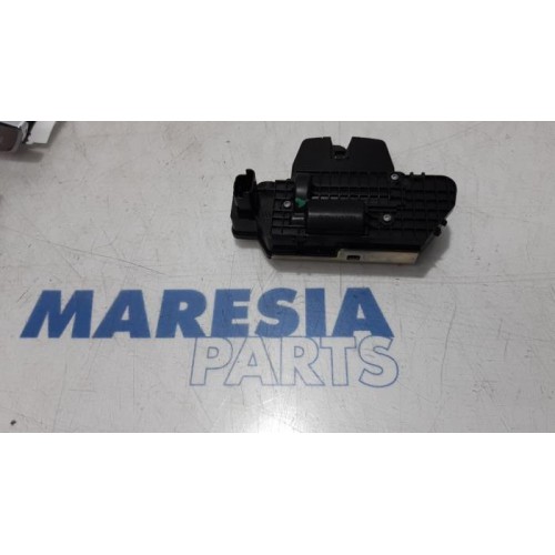 Citroen - C3 - Tailgate lock mechanism