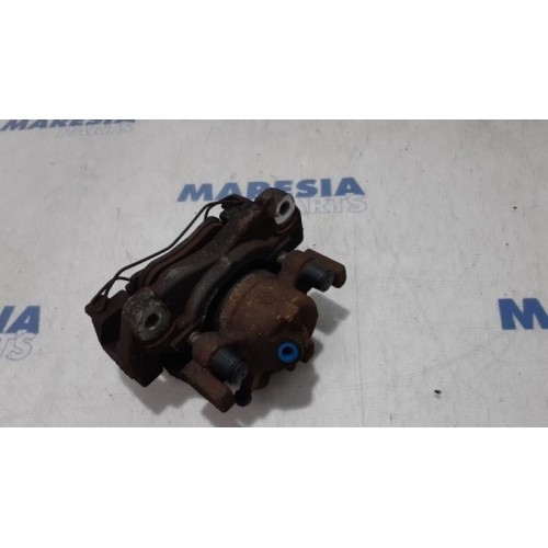 Renault - Grand Scenic - Front brake calliper, right