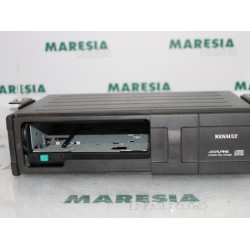 Renault - Laguna - CD changer